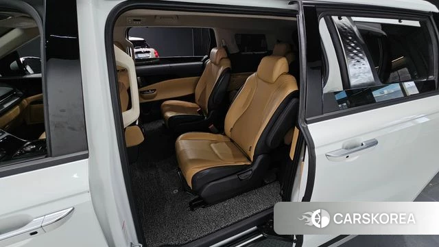 Kia Carnival 4th generation 2023 Белый из Кореи, фото 3