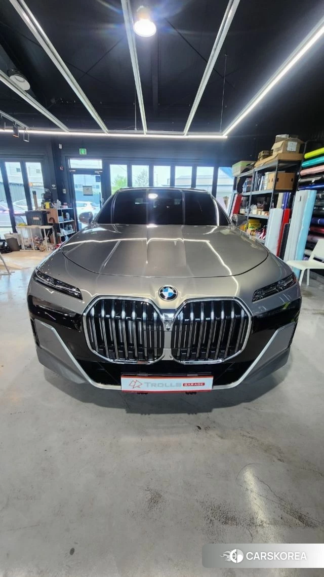 BMW 7 Series (G70) 2024 Песочный из Кореи, фото 3