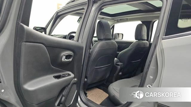 Jeep Renegade 2021 Серый из Кореи, фото 3