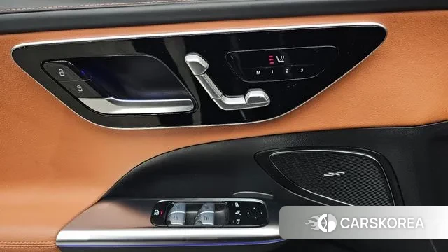 Mercedes-Benz C-Class W206 2023 Серый из Кореи, фото 3