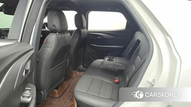 Chevrolet (GM Daewoo) Trailblazer 2022 Белый из Кореи, фото 3