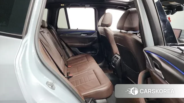 BMW X3 (G01) 2023 Серебряный из Кореи, фото 3