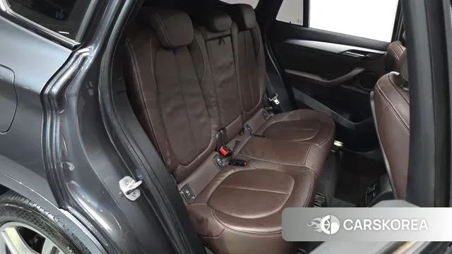 BMW X1 (F48) 2021 Серый из Кореи, фото 3