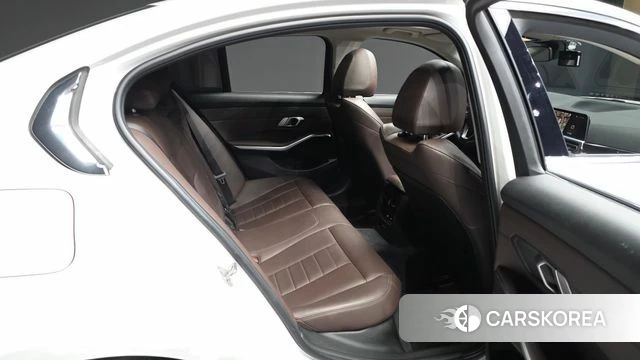 BMW 3 Series (G20) 2021 Белый из Кореи, фото 3