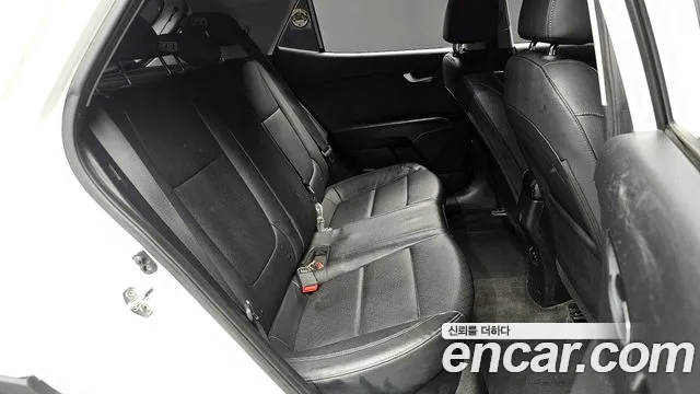 Kia Stonic id 2405110 из Кореи 3