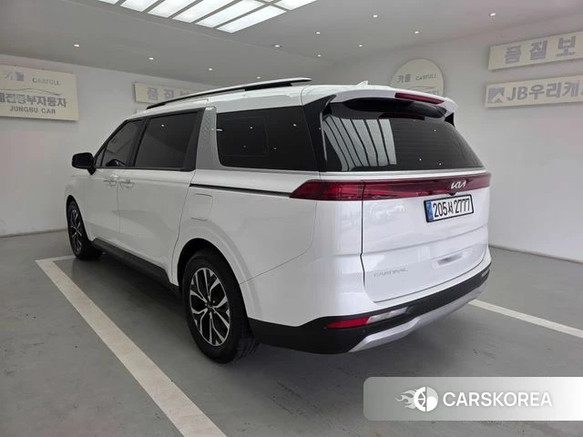 Kia Carnival 4th generation 2023 Белый из Кореи, фото 3
