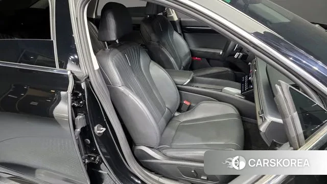 Hyundai Grandeur Hybrid (GN7) 2023 Черный из Кореи, фото 3