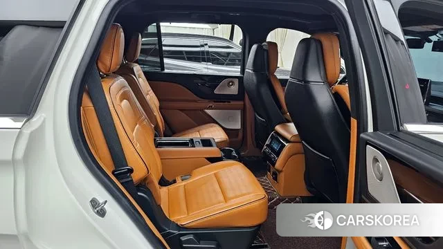 Lincoln Aviator 2nd generation 2021 Белый из Кореи, фото 3