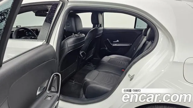 Mercedes-Benz A-Class W177 2019 Белый из Кореи, фото 3