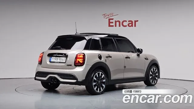 Mini Cooper S id 2671806 из Кореи 3