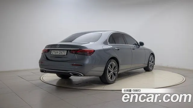 Mercedes-Benz E-Class W213 2021 Серый из Кореи, фото 3