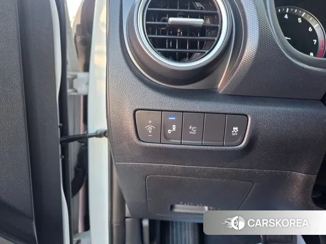 Hyundai Kona 2018 Белый из Кореи, фото 3