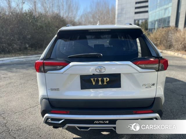 Toyota RAV4 Rongfang 2021 Белый из Китая, фото 3