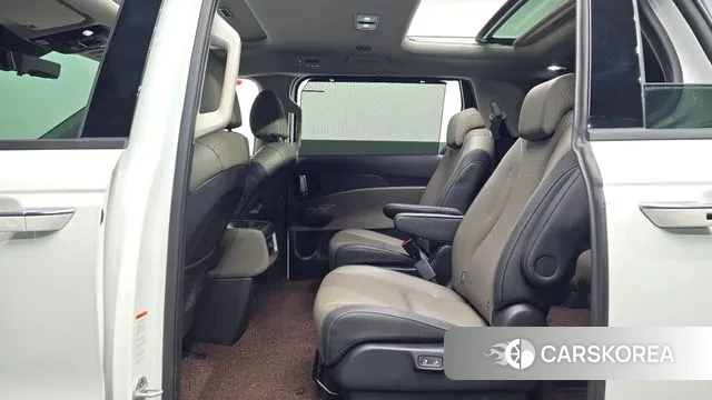 Kia The New Carnival 4th Generation 2023 Белый из Кореи, фото 3