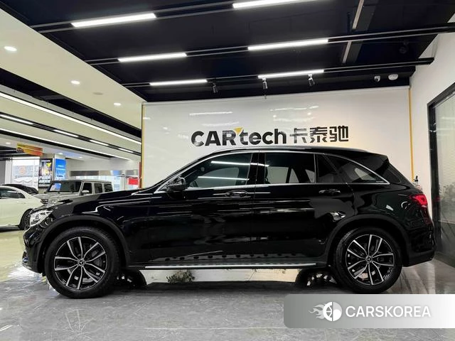 Mercedes-Benz GLC 2021 Черный из Китая, фото 3