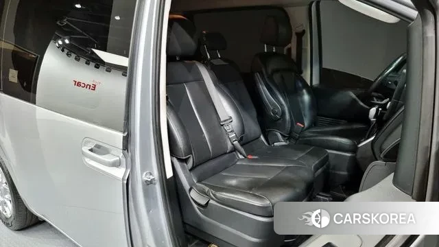 Hyundai Staria 2021 Серебряный из Кореи, фото 3