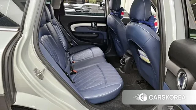 Mini Cooper Clubman 2021 Серебряный из Кореи, фото 3