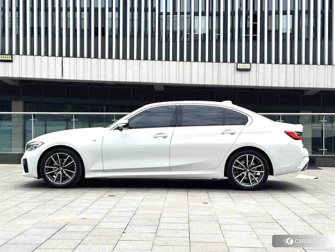 BMW 3 series 2022 Белый из Китая, фото 3