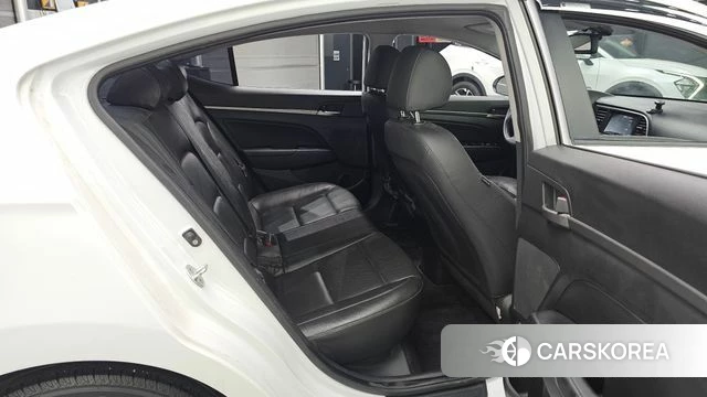 Hyundai Avante AD 2018 Белый из Кореи, фото 3