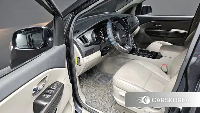 Kia The New Carnival 2018 Серый из Кореи, фото 3