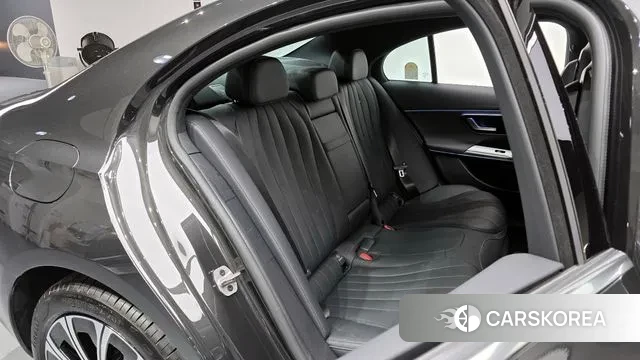 Mercedes-Benz E-Class W214 2025 Серый из Кореи, фото 3