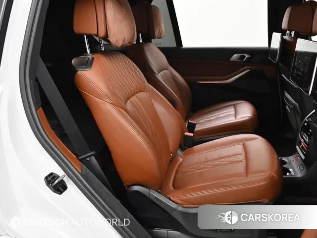 BMW X7 (G07) 2021 Белый из Кореи, фото 3