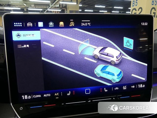 Volkswagen Golf 8th Generation 2026 Серебристо-серый из Кореи, фото 3