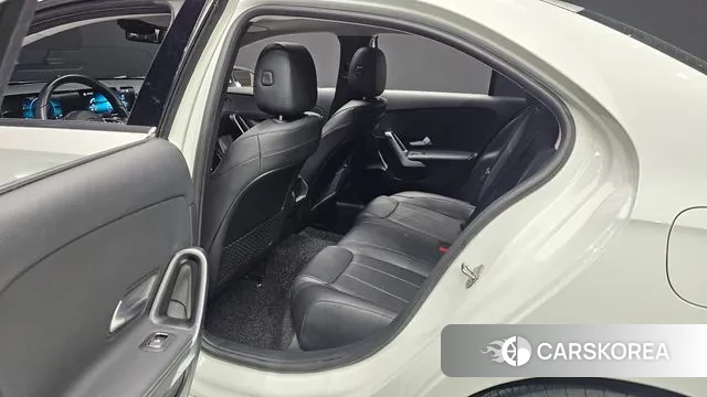 Mercedes-Benz A-Class W177 2020 Белый из Кореи, фото 3