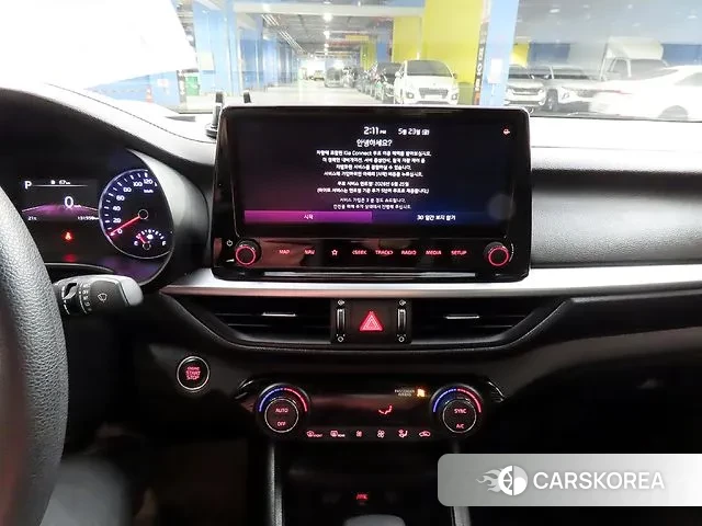 Kia The New K3 2nd generation 2021 Белый из Кореи, фото 3