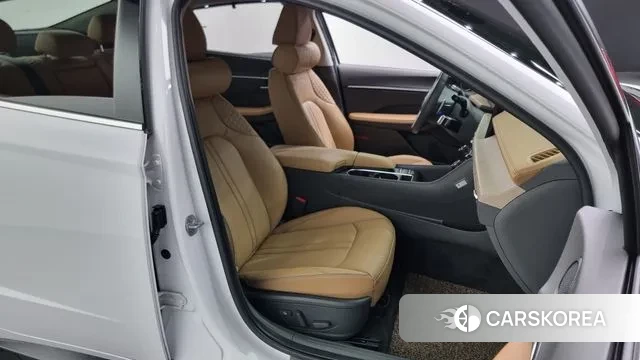 Hyundai Sonata D Edge (DN8) 2024 Белый из Кореи, фото 3