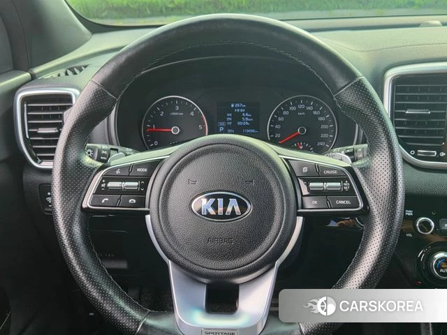 Kia Sportage The Bold 2018 Белый из Кореи, фото 3