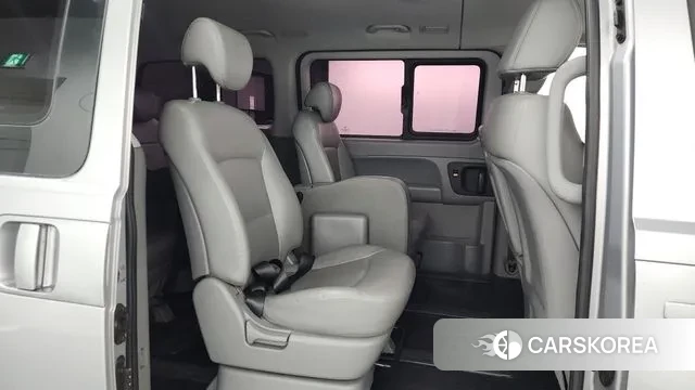 Hyundai The New Grand Starex 2018 Серебряный из Кореи, фото 3