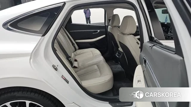 Hyundai Sonata (DN8) 2021 Белый из Кореи, фото 3