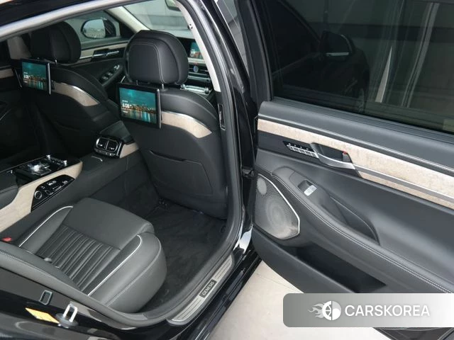 Genesis G90 2021 Черный из Кореи, фото 3