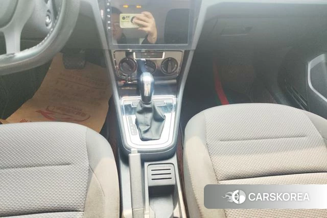 Volkswagen Bora 2021 Белый из Китая, фото 3