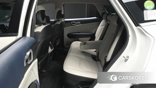 Kia Sportage 5th Generation Hybrid 2022 Белый из Кореи, фото 3