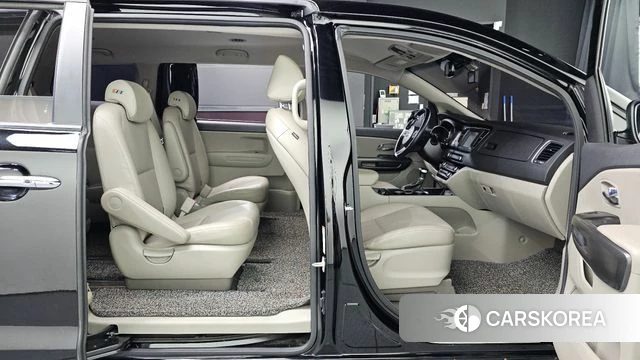 Kia The New Carnival 2018 Черный из Кореи, фото 3