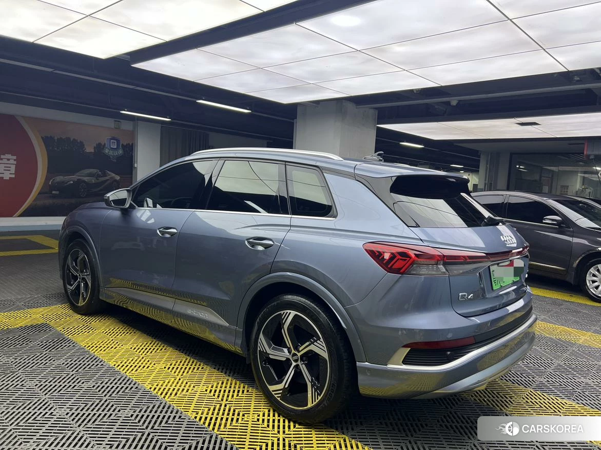 Audi Q4 e-tron 2023 Синий из Китая, фото 3