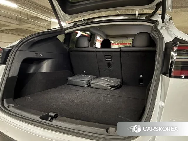 Tesla Model Y 2021 Белый из Кореи, фото 3