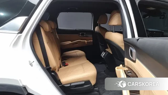 Kia Sorento 4th Generation 2023 Белый из Кореи, фото 3