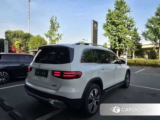 Mercedes-Benz GLB 2024 Белый из Китая, фото 3