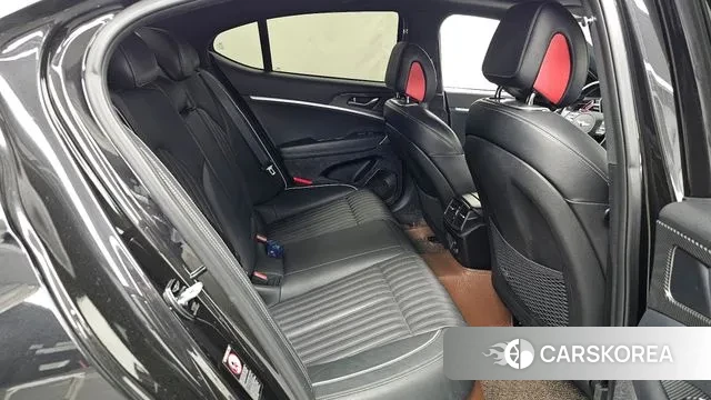 Genesis G70 2018 Черный из Кореи, фото 3