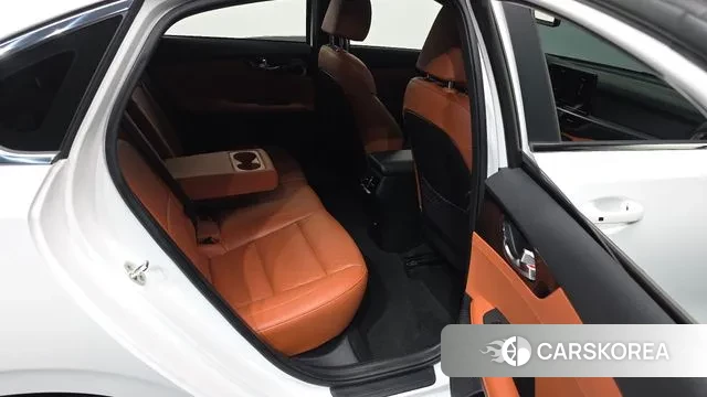 Kia The New K3 2nd generation 2022 Белый из Кореи, фото 3