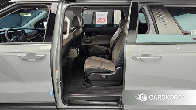 Kia The New Carnival 4th Generation 2024 Серебристо-серый из Кореи, фото 3