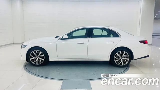 Mercedes-Benz E-Class W214 2024 Белый из Кореи, фото 3