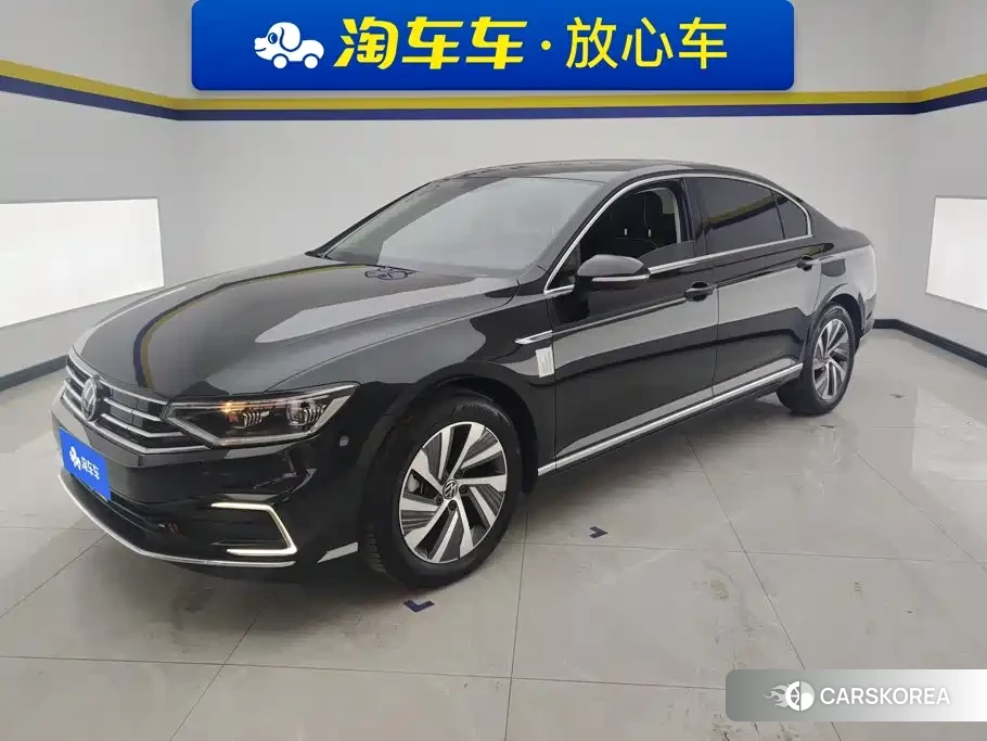 Volkswagen Magotan 2023 Черный из Китая, фото 3