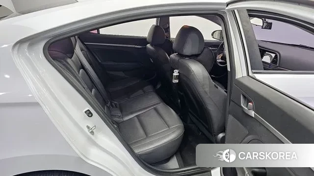 Hyundai The New Avante AD 2018 Белый из Кореи, фото 3