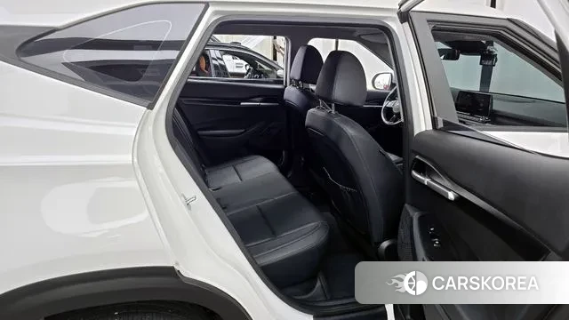 Kia Seltos 2022 Белый из Кореи, фото 3