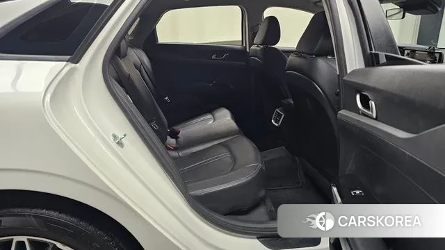 Kia K5 3rd generation 2022 Белый из Кореи, фото 3