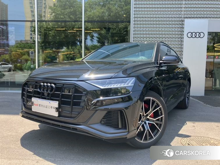 Audi Q8 2021 Черный из Китая, фото 3